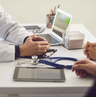 Especialista en Medicina Interna en Cancún | Dr. Sergio Menoti